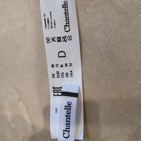 Chantelle Bra Smooth Wireless Nude size 34D NWT - Picture 4 of 5